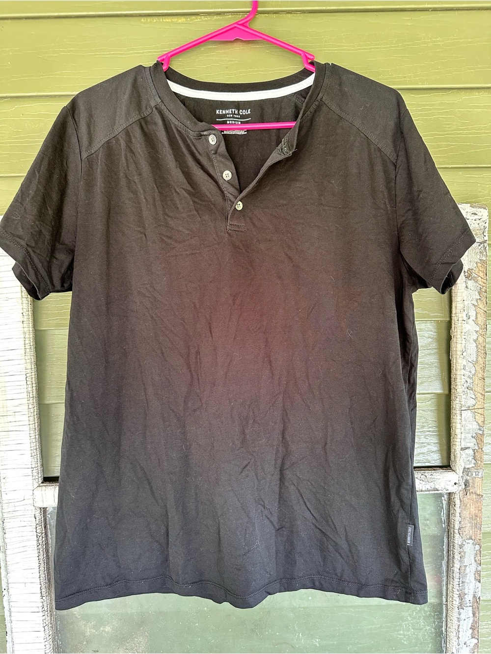 Kenneth Cole Men's Black Short-Sleeve Henley Shirt